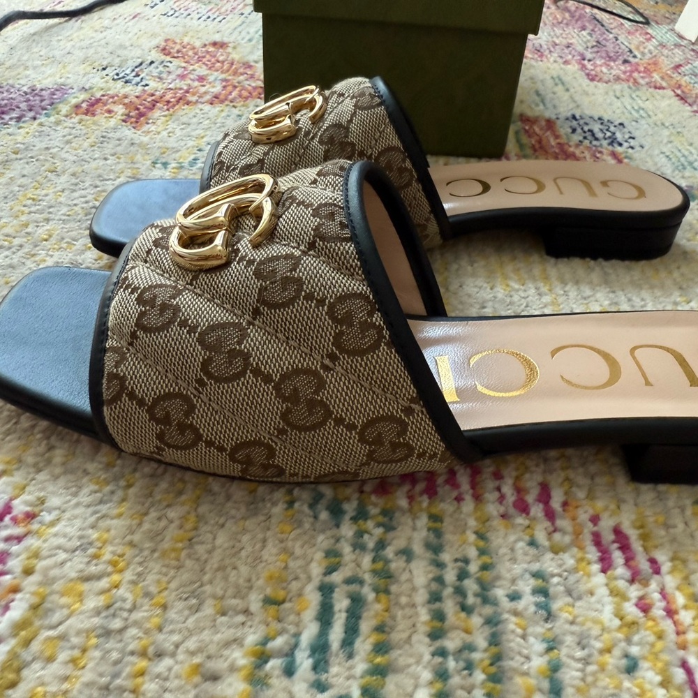 Gucci Women's Tan GG Logo Mules with Gold Accent - Picture 6 of 13